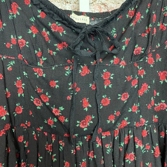 NWT Aeropostale Black Floral Smocked Mini Dress Size M | Rose Print Sundress - Picture 2 of 11